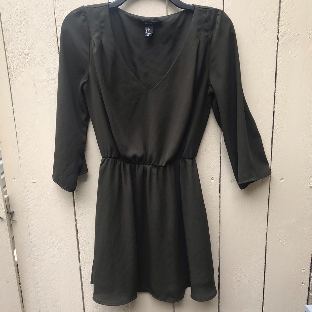 Forever 21 quarter sleeve green dress